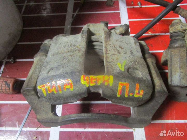 Суппорт передний левый Chery Tiggo T11