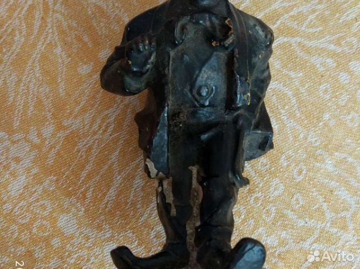 Статуэтка Олег Попов