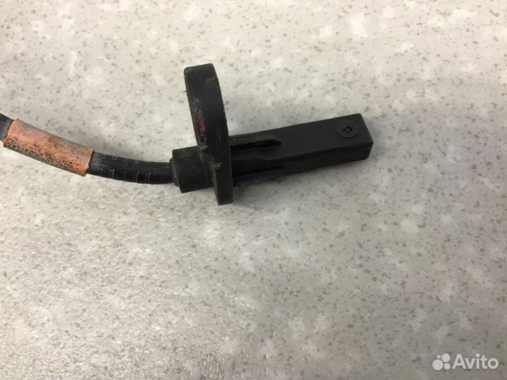 Датчик ABS передний левый Kia Cerato 2018