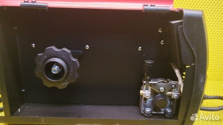 Сварочный аппарат FoxWeld kvazarrus MIG 200