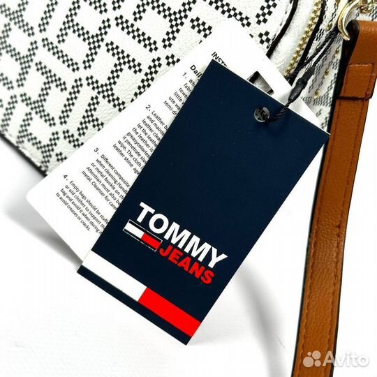 Сумка женская кроссбоди Tommy Hilfiger белая