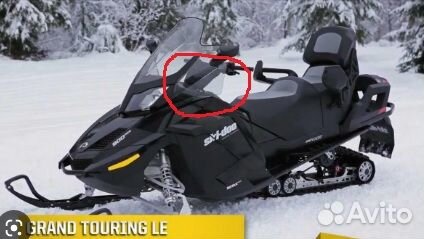 Левый дефлектор Ski-Doo Grand Touring 517303746