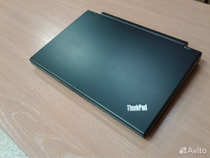 Нетбук Lenovo x100e