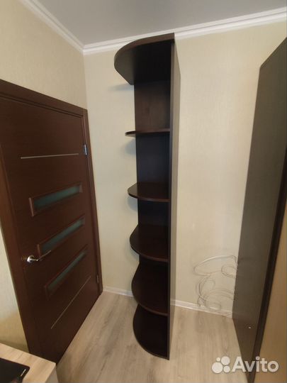 Продаётся угловая полка б/у. Доставка