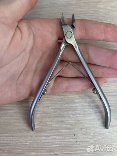 Кусачки для маникюра