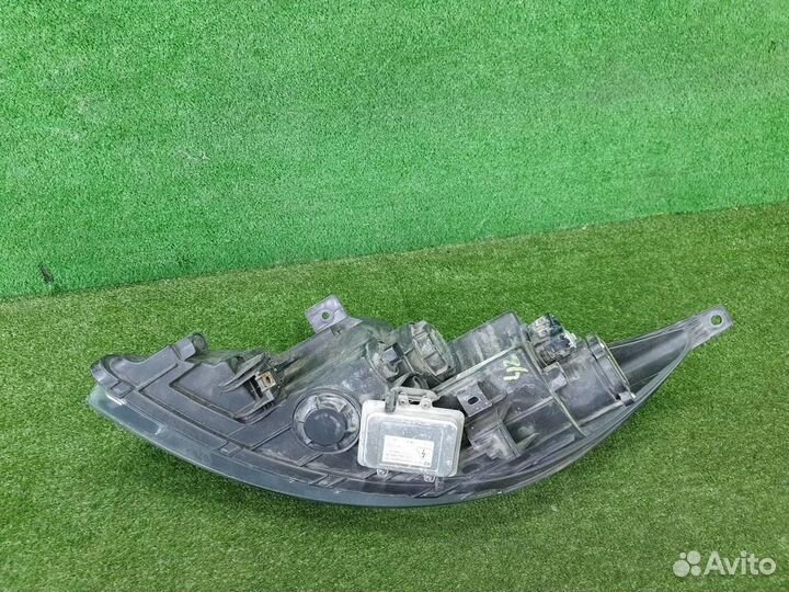 Фара правая Kia Sportage
