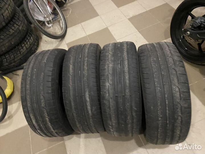 Dunlop SP Sport Maxx 235/55 R17