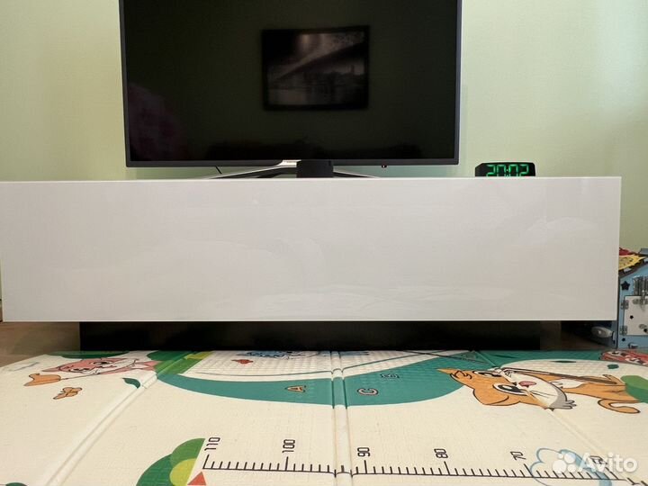 Тумба под телевизор