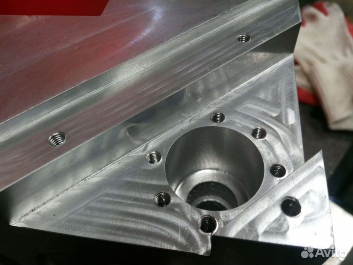 Шкивы, шестерни, ролики, оси, пальцы и др