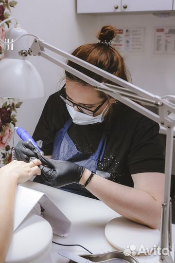 Мастер ногтевого сервиса