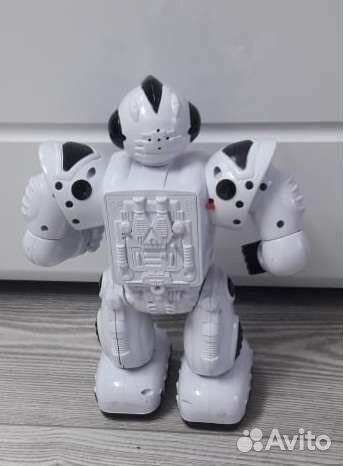 Игрушка робот