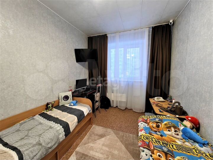 3-к. квартира, 65 м², 3/9 эт.