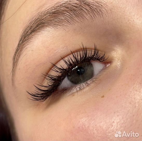 Наращивание ресниц Коррекция бровей
