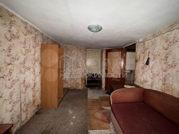 3-к. квартира, 60 м², 1/1 эт.