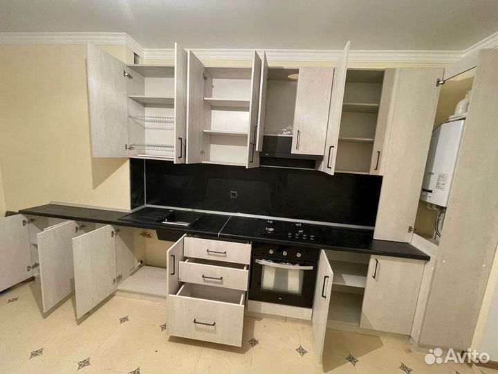 Кухонный гарнитур 