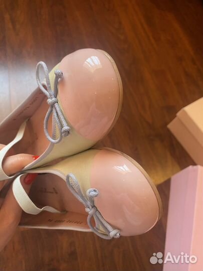 Pretty ballerinas 34