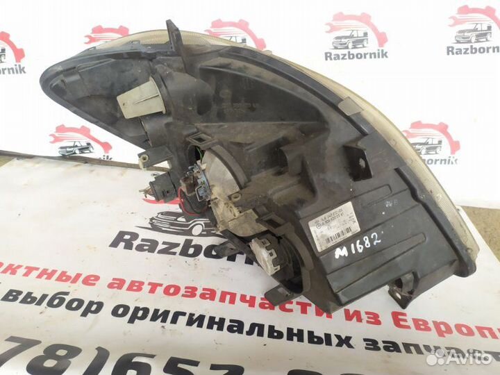 Фара галогеновая левая Mercedes Sprinter W906 2.1D