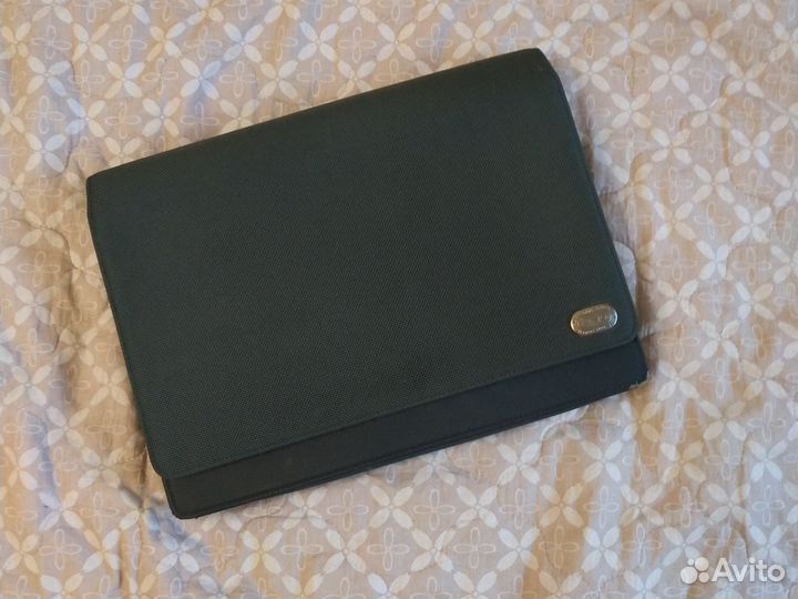 Папка для ноутбука