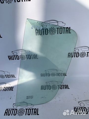 Стекло двери заднее левое Renault Sandero 1