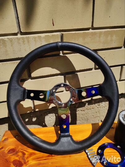 Спортивный руль Momo