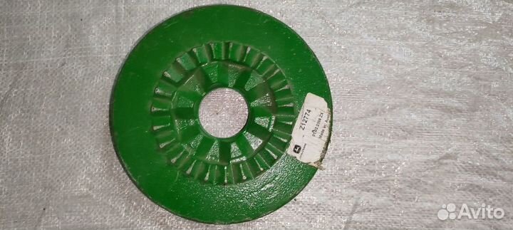 Диск муфты в разборе Z12774 john deere
