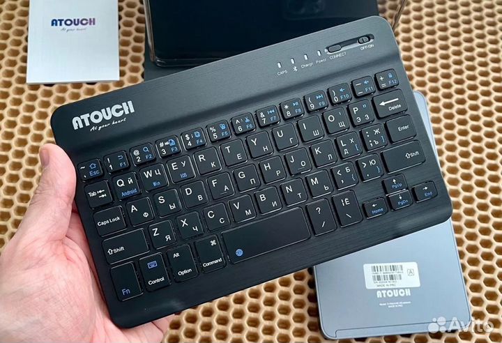 Новый планшет с клавиатурой Atouch x19 mini 7