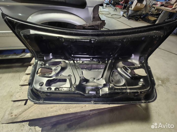 Крышка багажника Kia rio 3