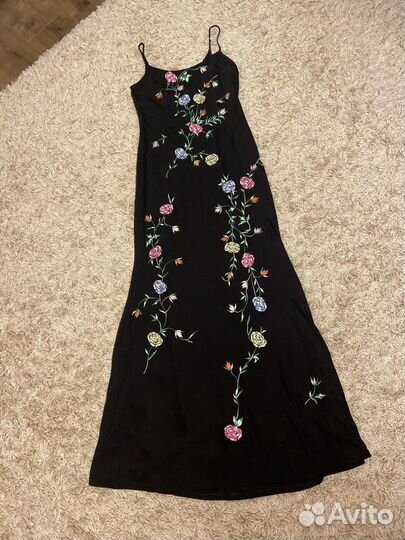 Платье вечернее