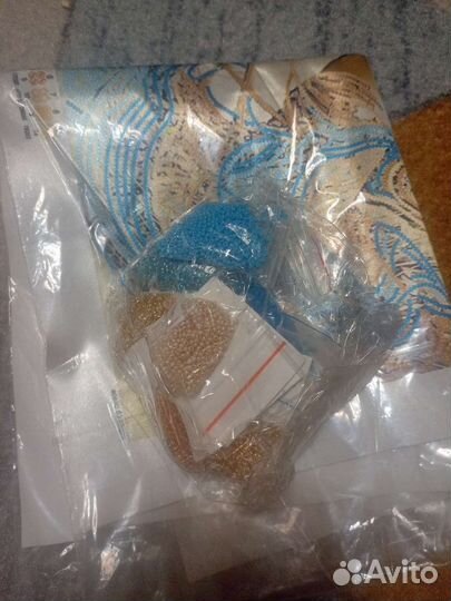 Наборы для вышивания,новые