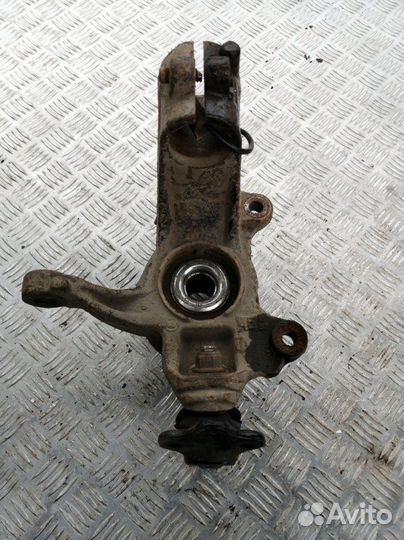 Кулак поворотный лев. перед. Ford Mondeo