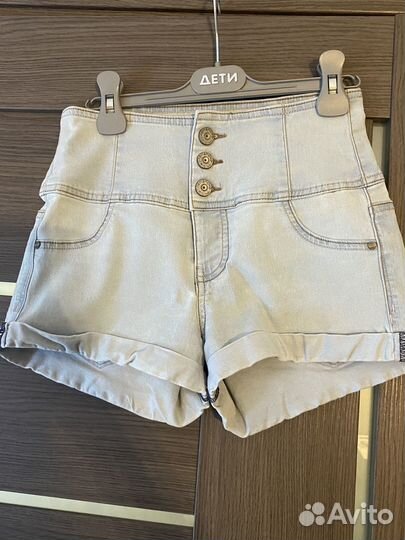 Шорты женские