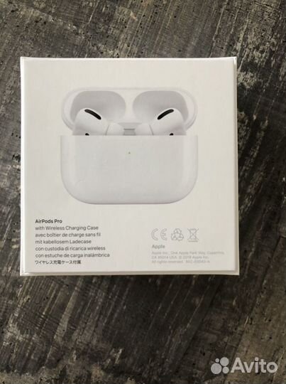 Коробки от iPhone 12, 13 и наушников