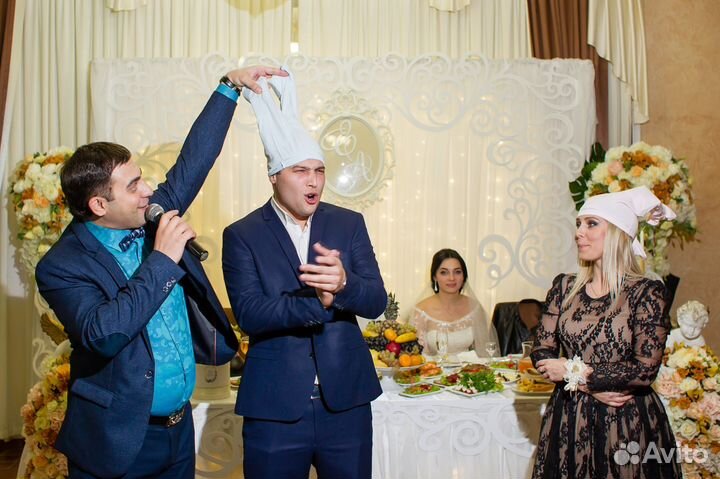 Ведущий - Тамада - Певец - Музыкант