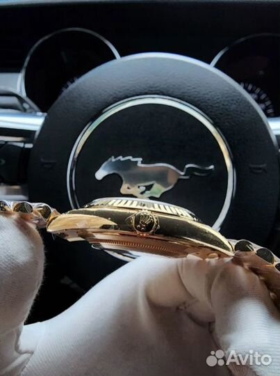 Часы Rolex Day-Date 40 mm Yellow gold - Green dial