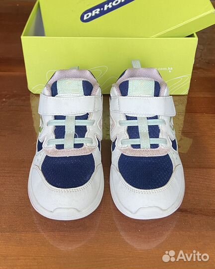 Кроссовки для девочки 28