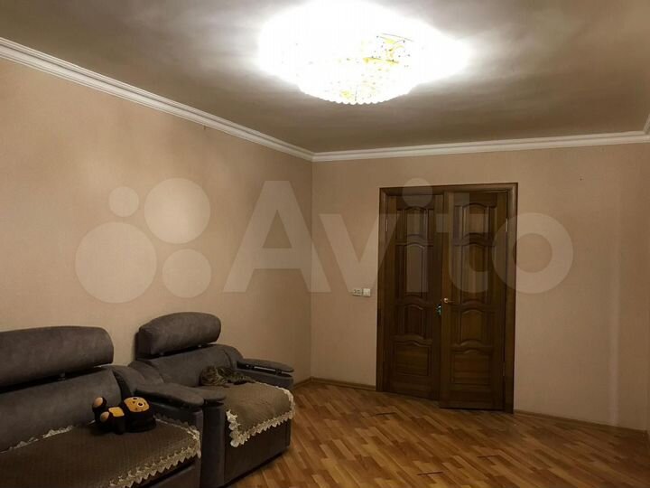 3-к. квартира, 68,8 м², 2/5 эт.