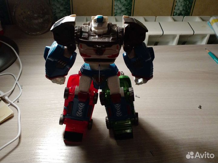 Робот трансформер тобот дельтотрон