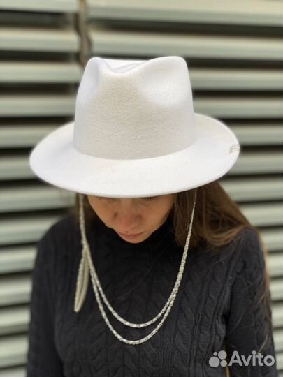 Шляпа женская фетровая