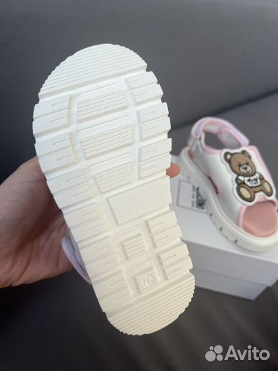 Сандали moschino 25 оригинал