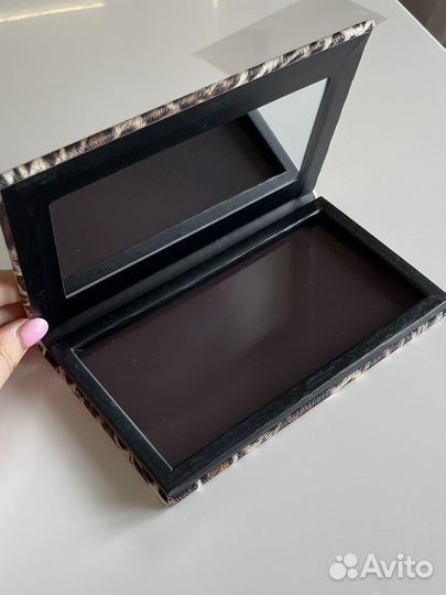 Магнитная палетка для теней