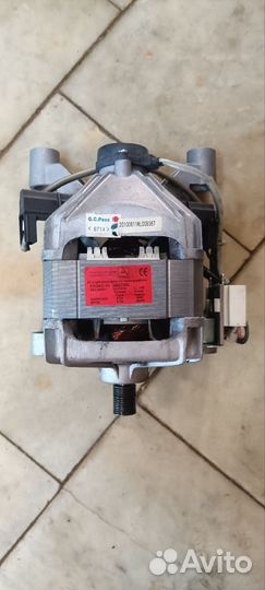 Двигататель стиральной машины