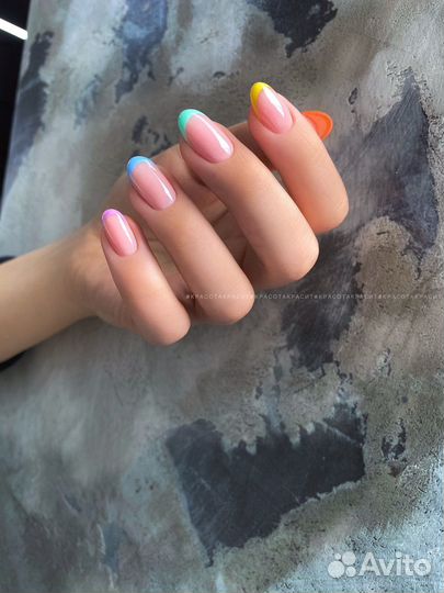 Маникюр, наращивание ногтей, педикюр, подолог