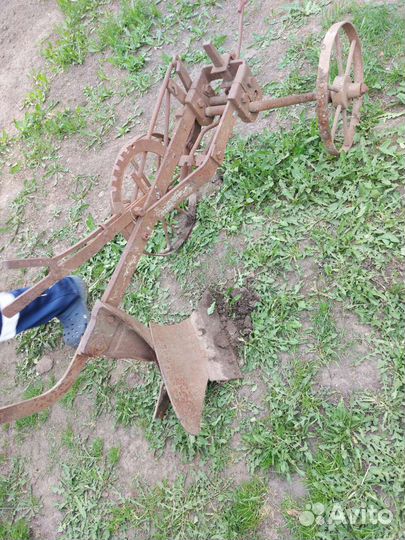 Плуг для лошади