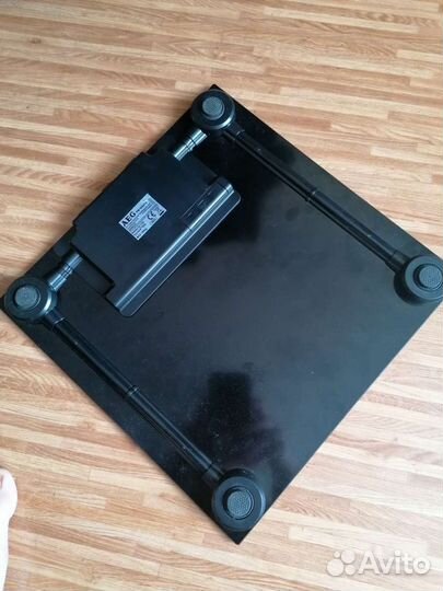 Весы напольные электронные бу