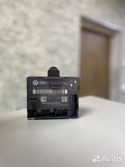 Блок управления передней правой двери Ауди А4 Б8 8