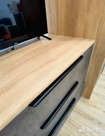 Распашной шкаф на заказ. Фабрика