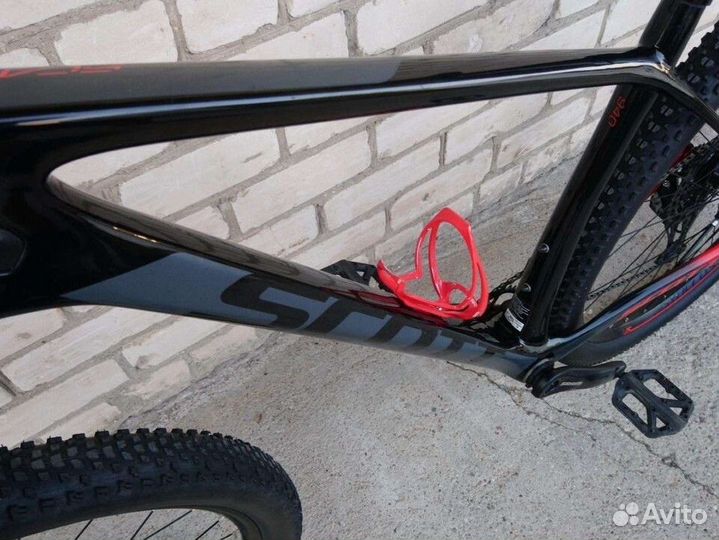 Карбоновый Scott Scale 940