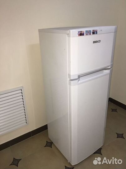 Холодильник бу маленький
