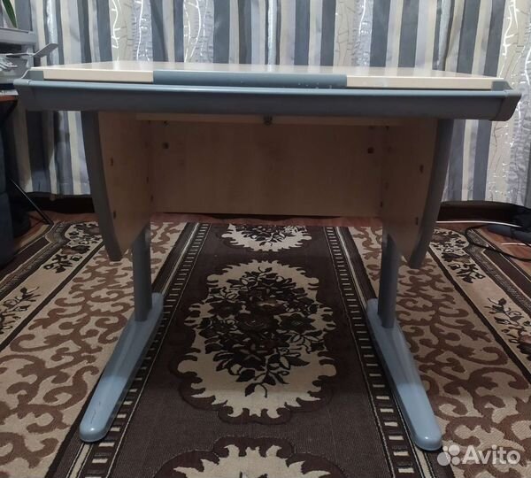 Стол (парта) ученический