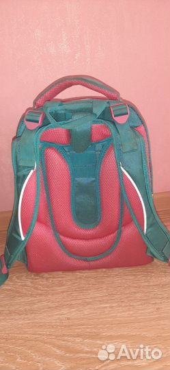 Продам школьный ранец б/у